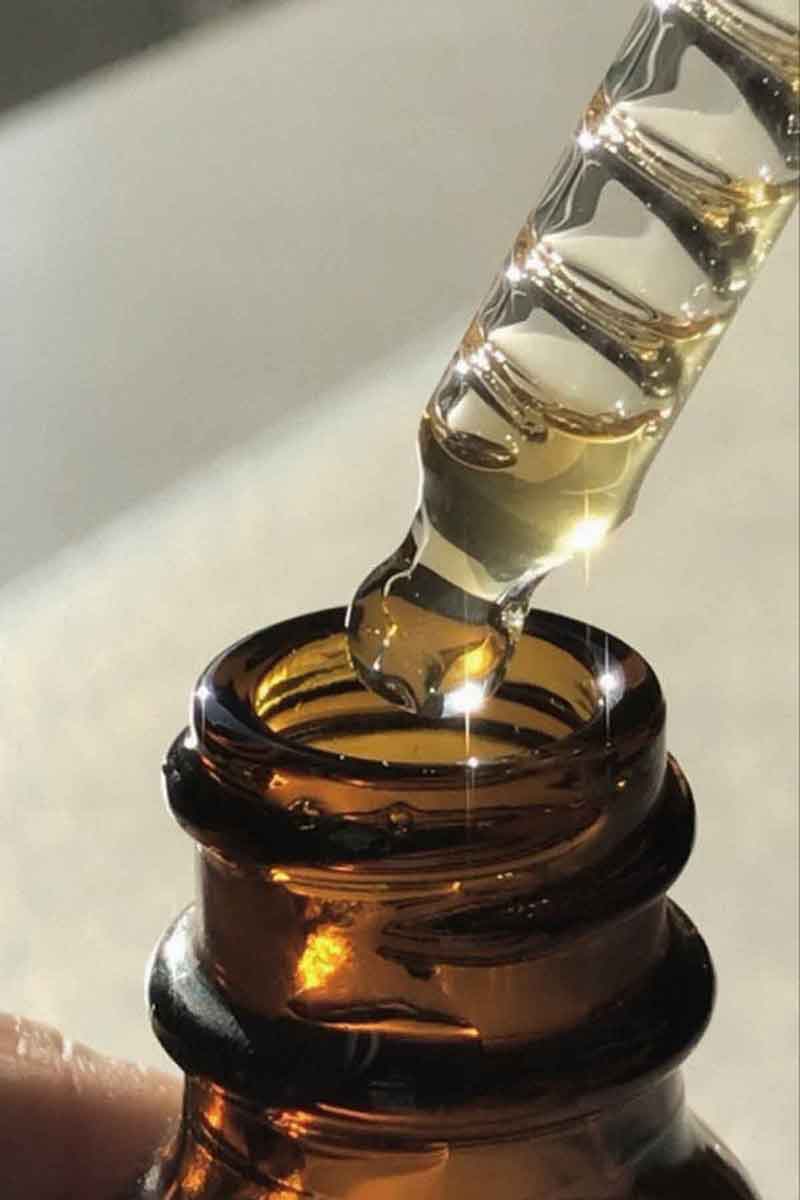 image of the fields of yarrow roman chamomile oil