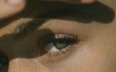 The Science Behind Acne: Understanding the Causes and Treatments