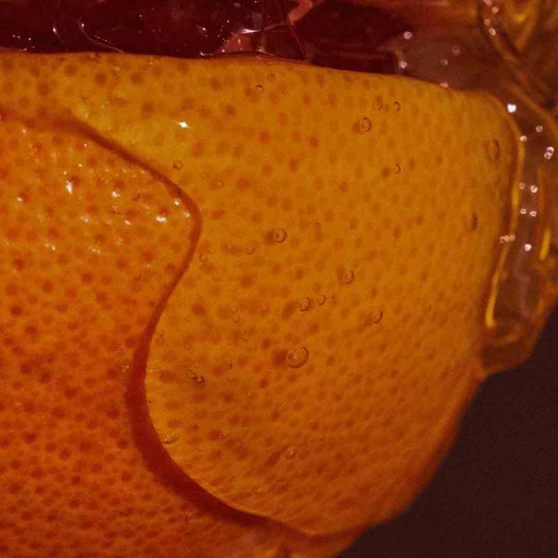 picture of a vitamin C rich fruit, useful in a natural skincare routine against melasma