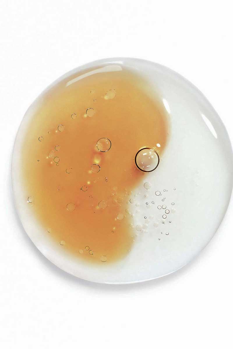 picture of an organic compound use in fields of yarrow skincare routine for melasma